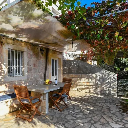 Stone Oasis Holiday home Orebic
